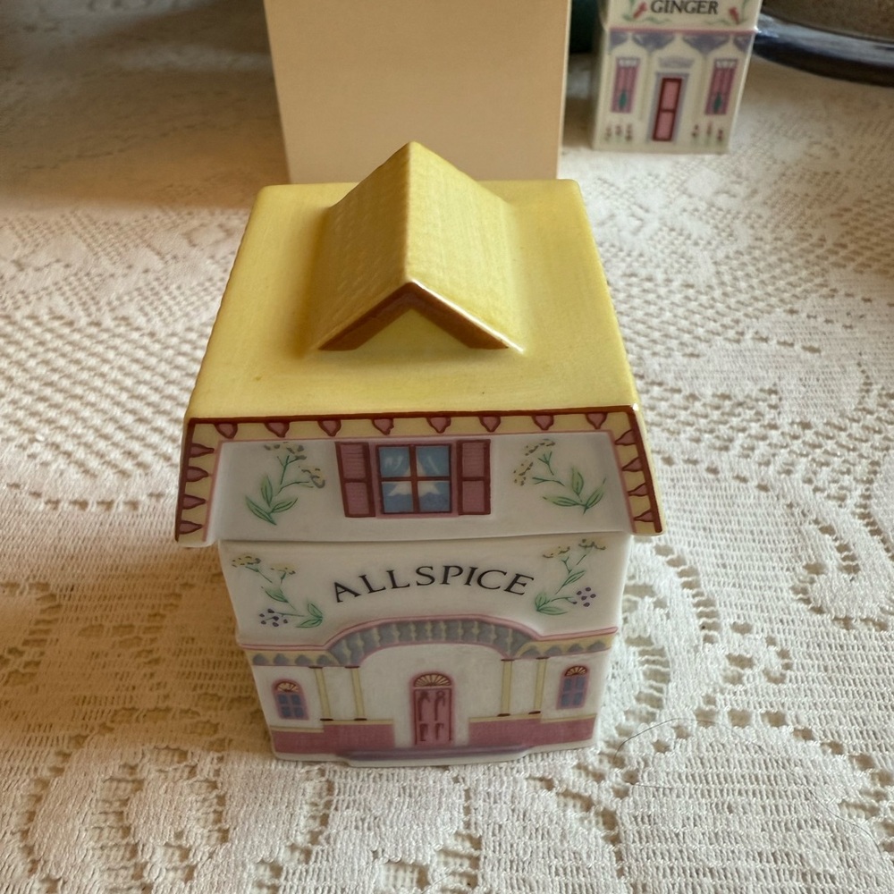 Lenox Spice Village Porcelain Container allspice